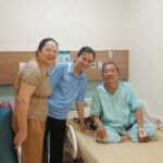 Chuyên viên Spirit Health Care VN đồng hành cùng người bệnh tại Bệnh viện Hoàn Mỹ Sài Gòn, hỗ trợ đưa đón, làm thủ tục khám, hướng dẫn di chuyển và chăm sóc tận tâm trong suốt quá trình khám.